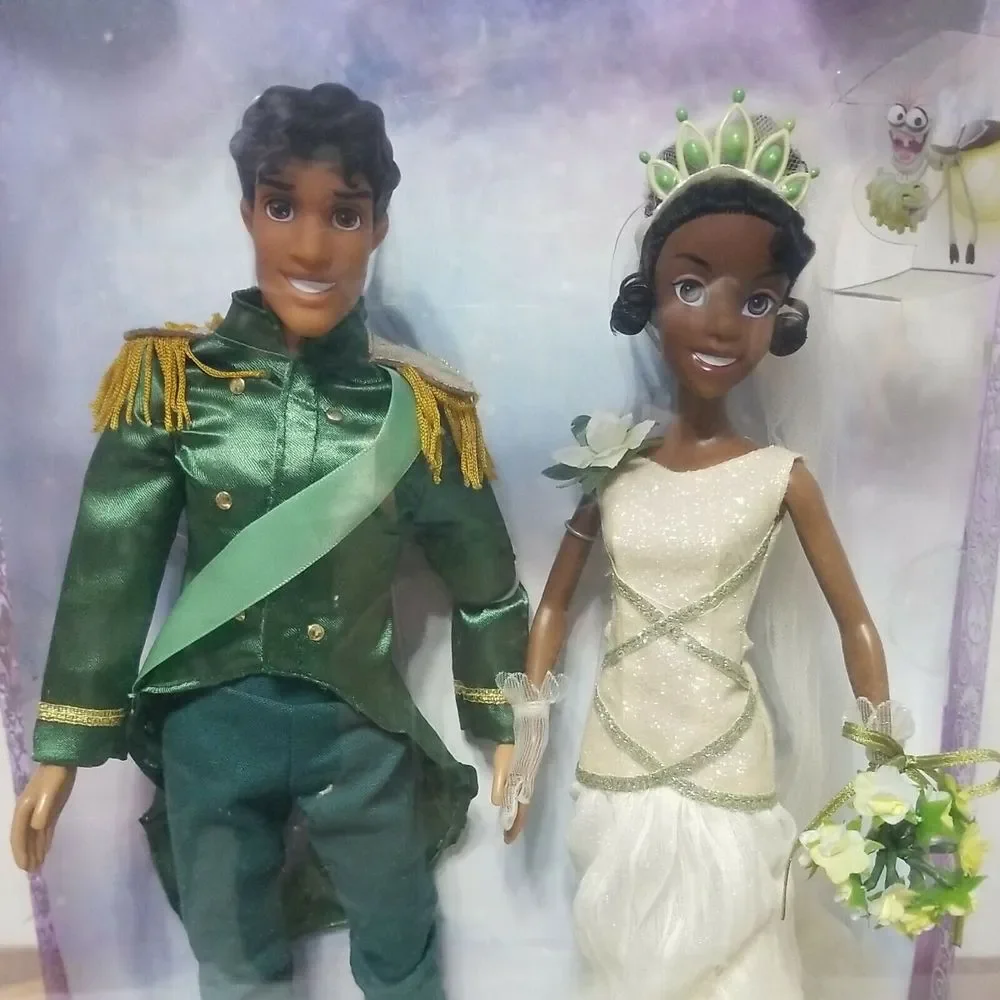 TIANA & NAVEEN ROYAL WEDDING Dolls Princess and the Frog Disney Store 2010 READ.